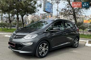 Хэтчбек Opel Ampera-e 2019 в 