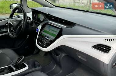 Хэтчбек Opel Ampera-e 2019 в 