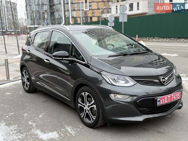 Хэтчбек Opel Ampera-e 2019 в 