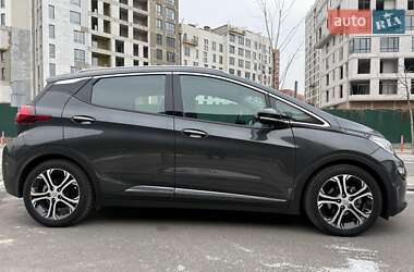 Хэтчбек Opel Ampera-e 2019 в 