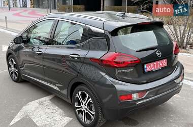 Хэтчбек Opel Ampera-e 2019 в 