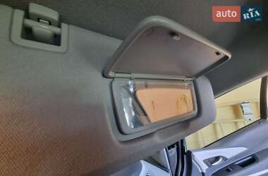Хэтчбек Opel Ampera-e 2020 в 