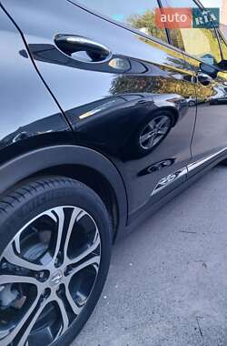Хэтчбек Opel Ampera-e 2019 в 