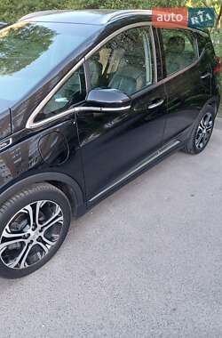 Хэтчбек Opel Ampera-e 2019 в 