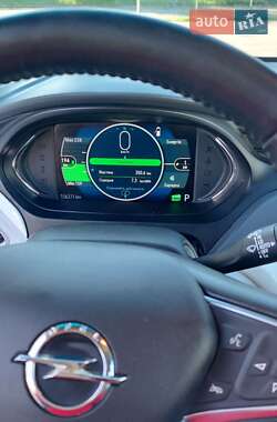 Хэтчбек Opel Ampera-e 2019 в 