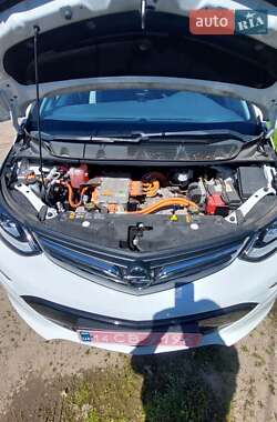 Хэтчбек Opel Ampera-e 2019 в 