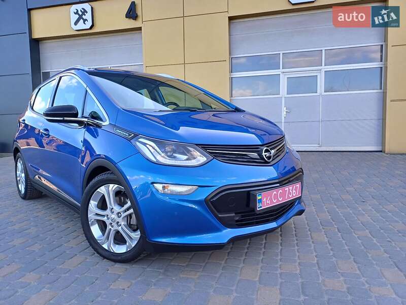 Хэтчбек Opel Ampera-e 2019 в 