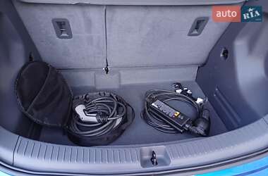 Хэтчбек Opel Ampera-e 2019 в 