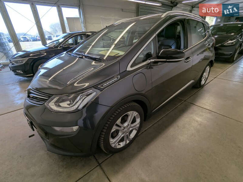 Хэтчбек Opel Ampera-e 2019 в 