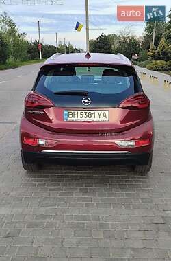 Хэтчбек Opel Ampera-e 2017 в 