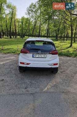 Хетчбек Opel Ampera-e 2018 в 
