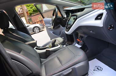 Хэтчбек Opel Ampera-e 2020 в 