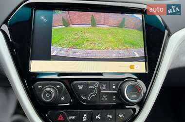 Хэтчбек Opel Ampera-e 2020 в 
