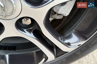 Хетчбек Opel Ampera-e 2020 в 