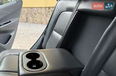 Хетчбек Opel Ampera-e 2020 в 
