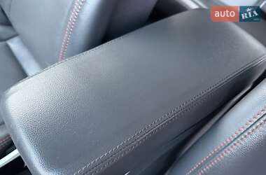 Хетчбек Opel Ampera-e 2020 в 
