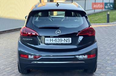 Хетчбек Opel Ampera-e 2020 в 