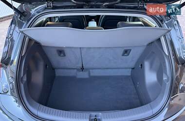 Хетчбек Opel Ampera-e 2020 в 