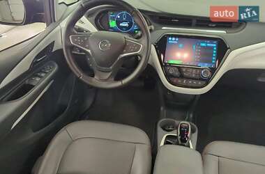 Хетчбек Opel Ampera-e 2020 в 