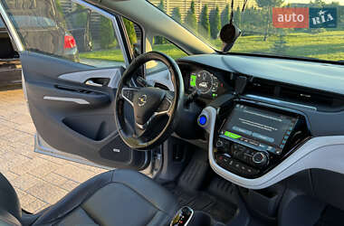 Хэтчбек Opel Ampera-e 2018 в 