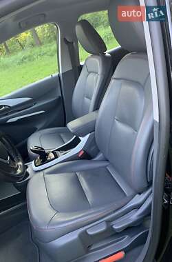 Хэтчбек Opel Ampera-e 2020 в 