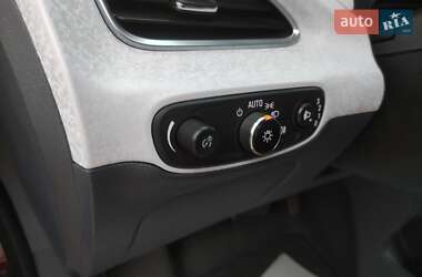 Хэтчбек Opel Ampera-e 2018 в 