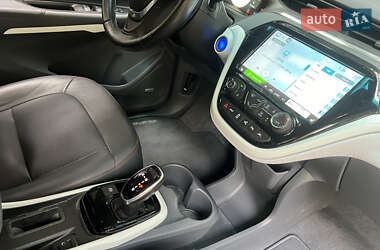 Хэтчбек Opel Ampera-e 2019 в 