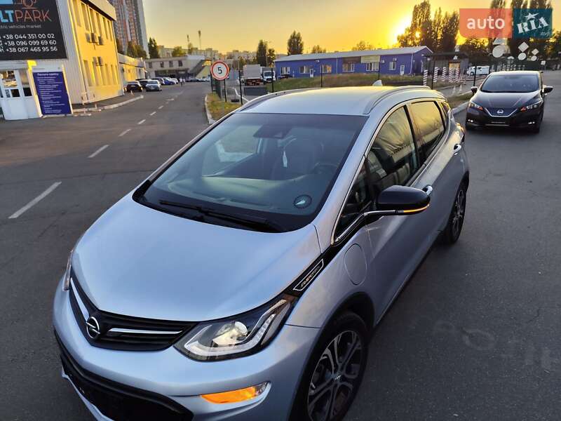Хетчбек Opel Ampera-e 2017 в Києві