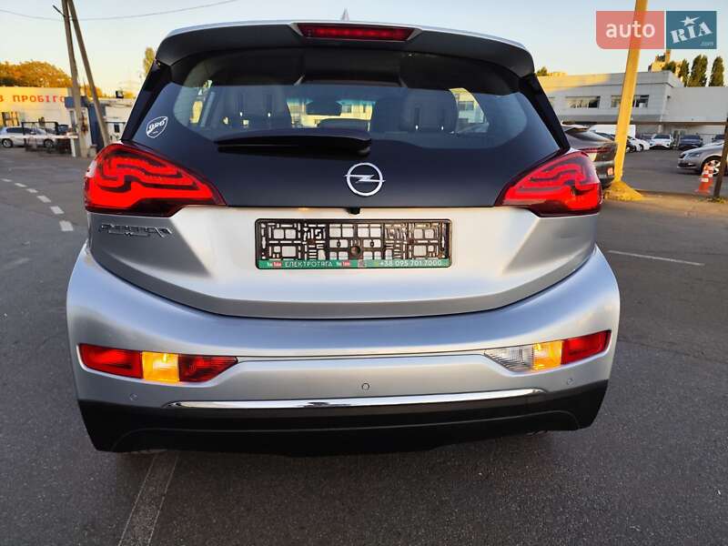 Хетчбек Opel Ampera-e 2017 в Києві