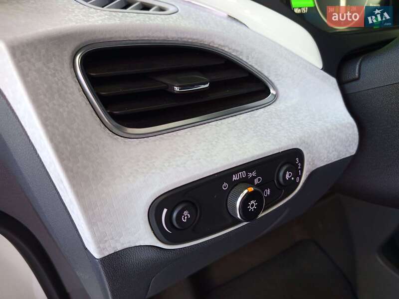 Хетчбек Opel Ampera-e 2019 в Одесі фото 15 Хетчбек Opel Ampera-e 2019 в Одесі