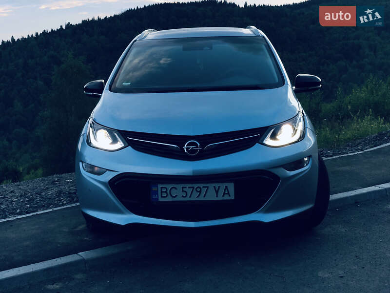 Хетчбек Opel Ampera-e 2018 в Дрогобичі