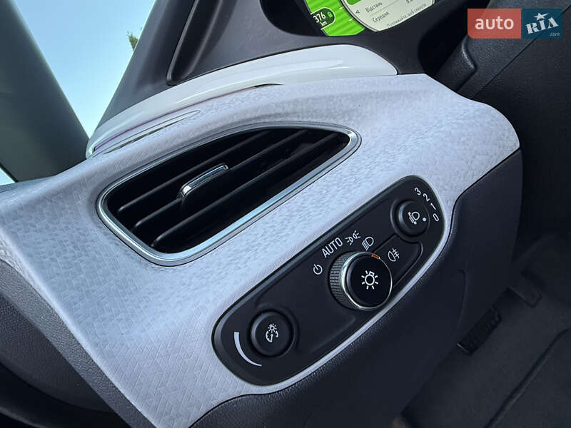 Хэтчбек Opel Ampera-e 2020 в Трускавце