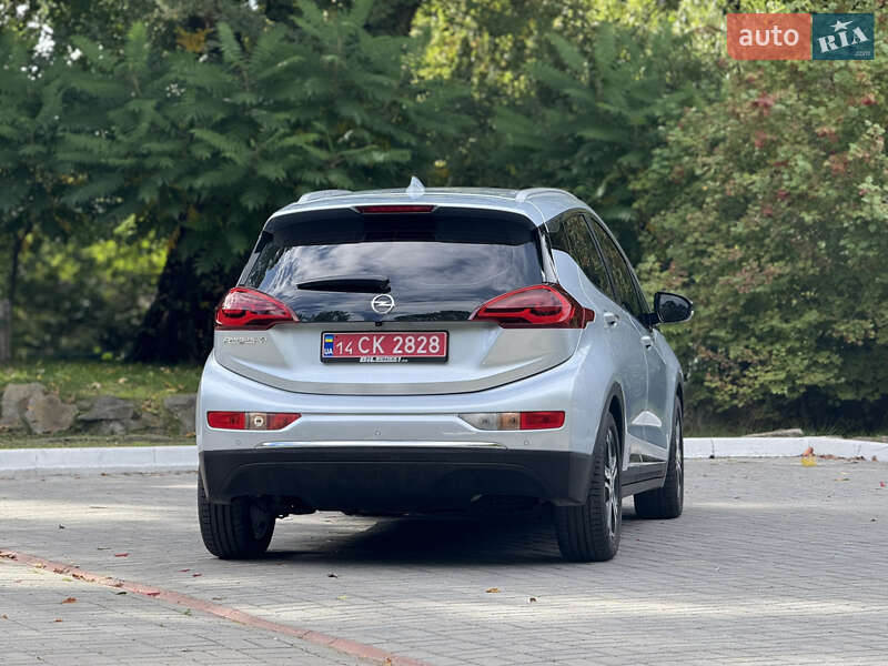 Хэтчбек Opel Ampera-e 2017 в Дрогобыче