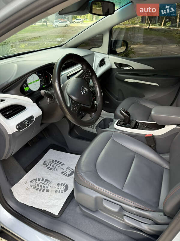 Хэтчбек Opel Ampera-e 2017 в Дрогобыче