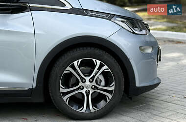 Хэтчбек Opel Ampera-e 2017 в 