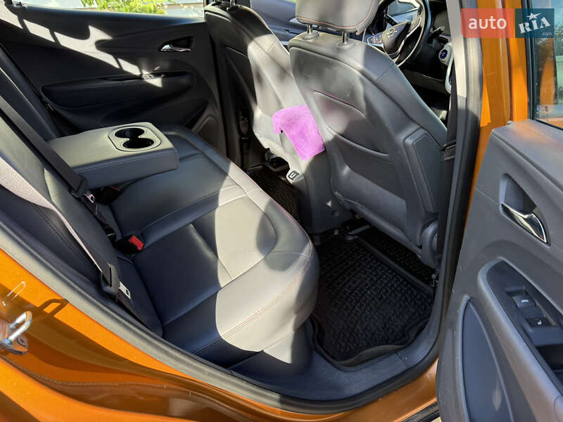 Хэтчбек Opel Ampera-e 2017 в Львове