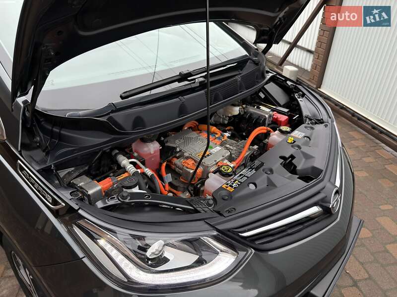Хэтчбек Opel Ampera-e 2020 в Черновцах