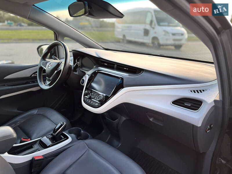 Хэтчбек Opel Ampera-e 2017 в Ковеле