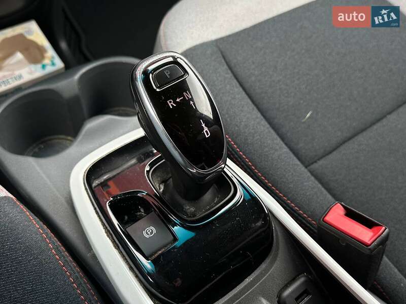 Хетчбек Opel Ampera-e 2019 в Києві