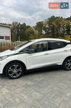 Хэтчбек Opel Ampera-e 2018 в 