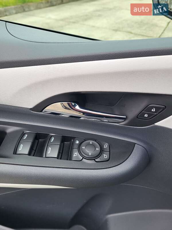Хэтчбек Opel Ampera-e 2019 в Долине фото 16 Хэтчбек Opel Ampera-e 2019 в Долине