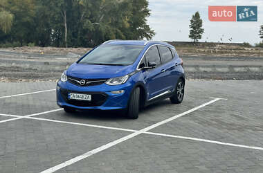 Хэтчбек Opel Ampera-e 2019 в 