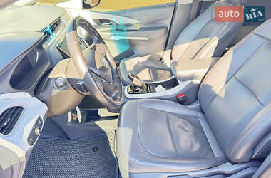 Хэтчбек Opel Ampera-e 2019 в 