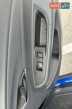 Хэтчбек Opel Ampera-e 2019 в 