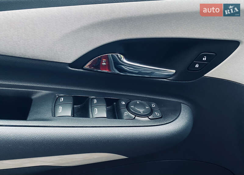 Хэтчбек Opel Ampera-e 2017 в Тернополе