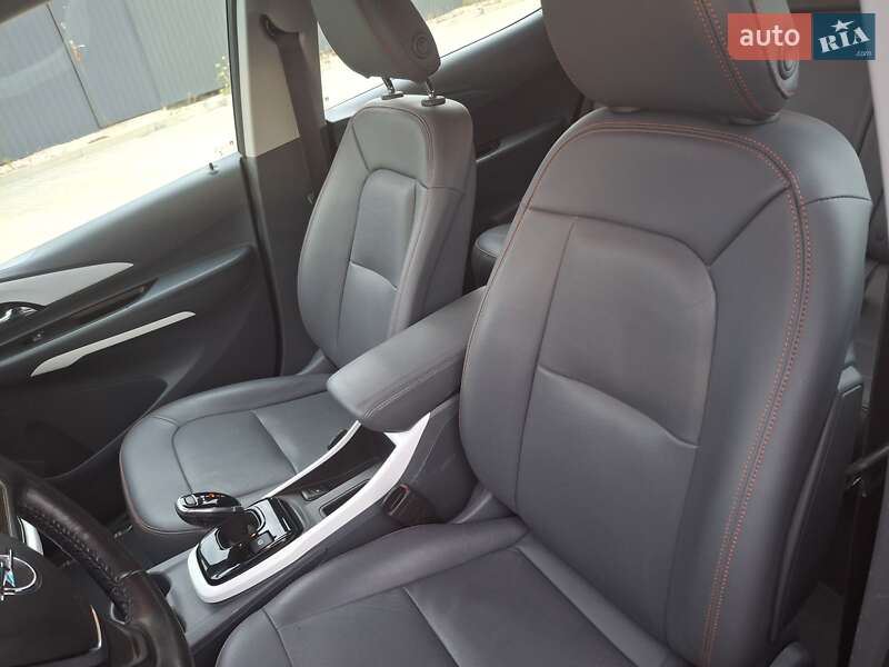 Хэтчбек Opel Ampera-e 2020 в Днепре