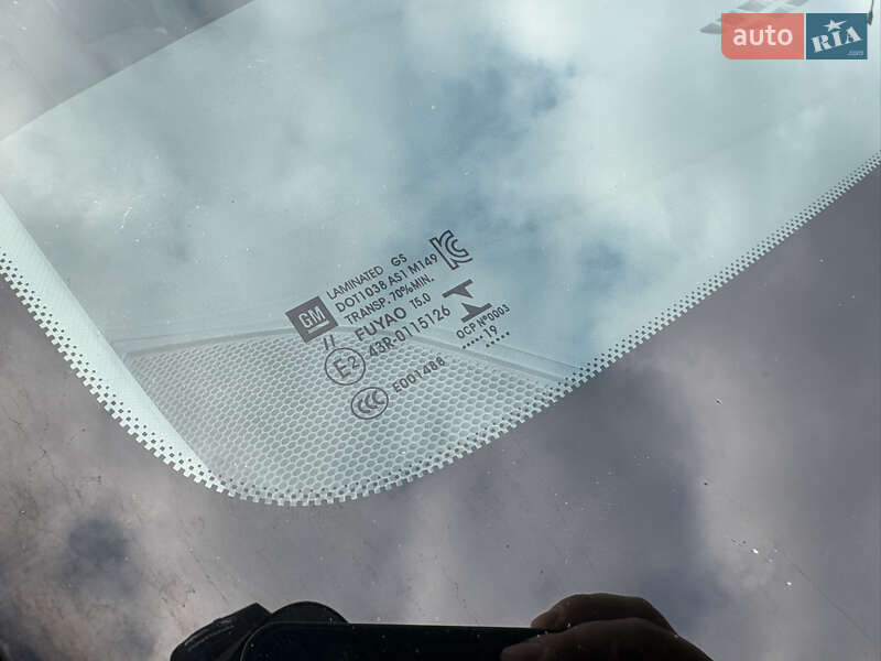 Хэтчбек Opel Ampera-e 2020 в Киеве фото 27 Хэтчбек Opel Ampera-e 2020 в Киеве