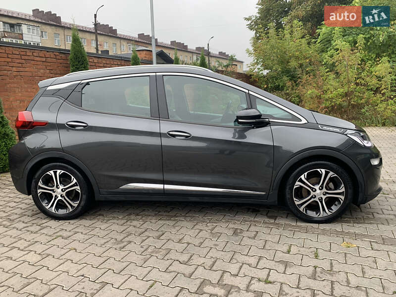 Хэтчбек Opel Ampera-e 2017 в Коломые фото 22 Хэтчбек Opel Ampera-e 2017 в Коломые