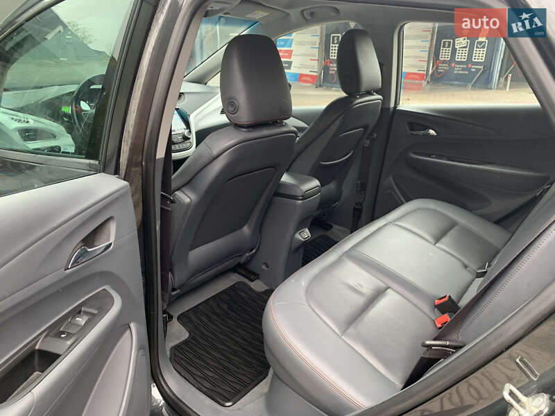 Хэтчбек Opel Ampera-e 2017 в Коломые фото 34 Хэтчбек Opel Ampera-e 2017 в Коломые