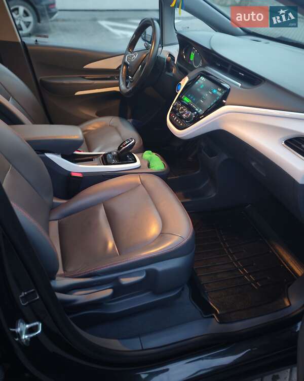 Хэтчбек Opel Ampera-e 2017 в Ровно